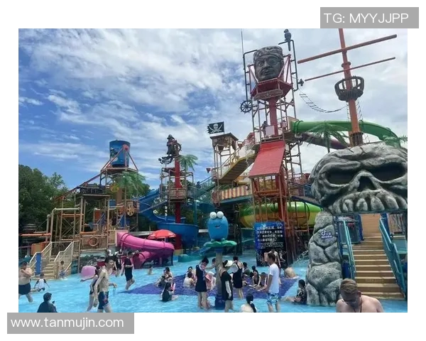 畅享清凉夏日激情泳池派对尽在这场盛大水上狂欢中